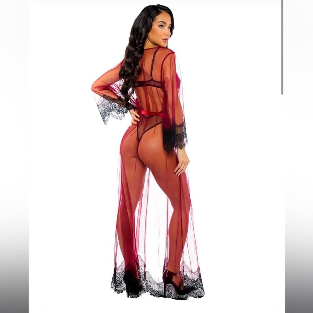 DAYDREAM MAXI ROBE - Picture 2 of 3